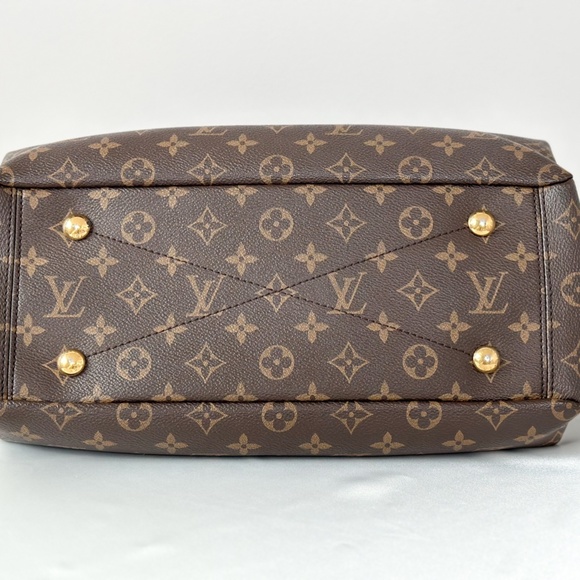 Louis Vuitton Pallas MM - Picture 7 of 16